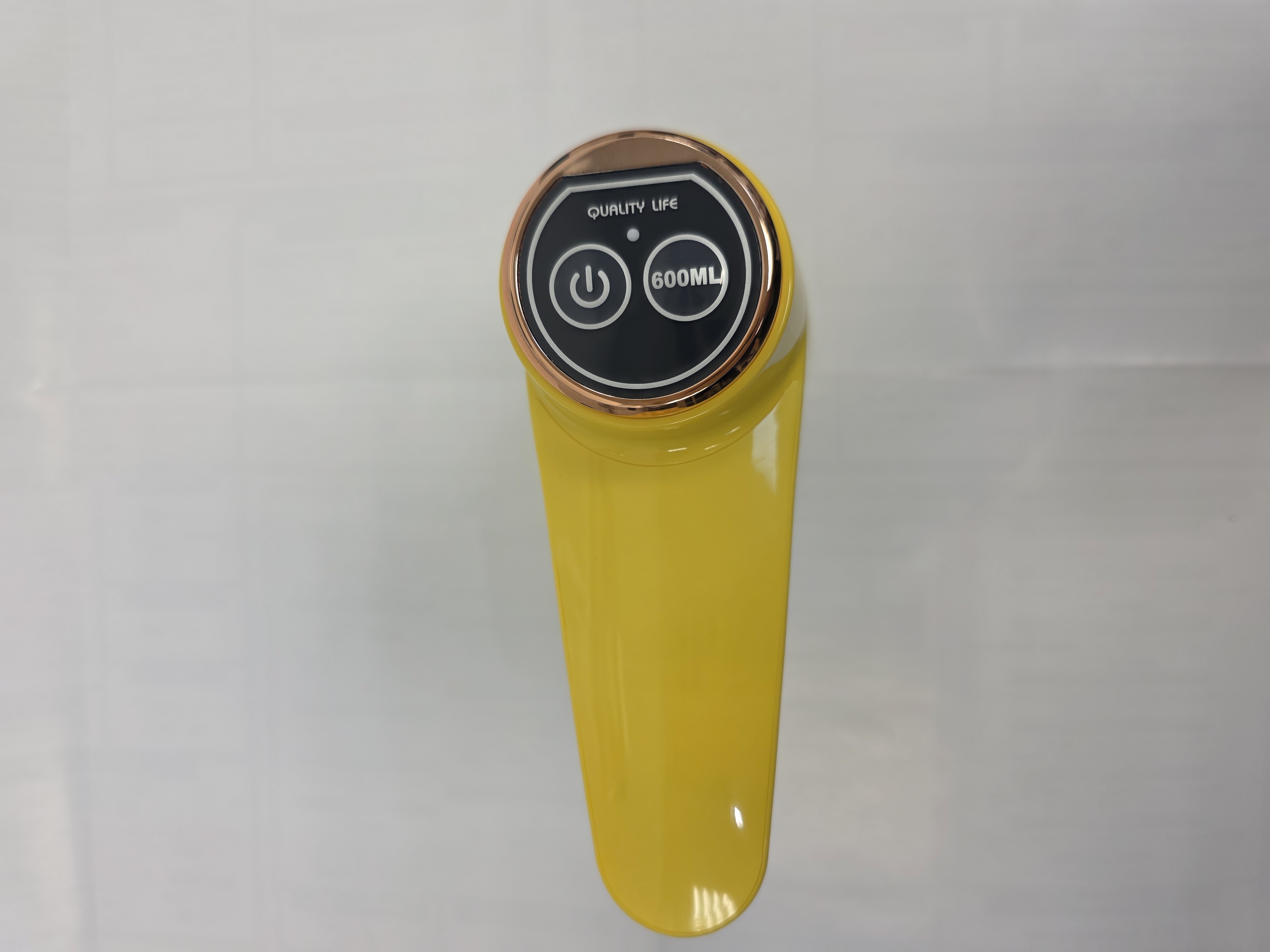 Автоматическая электрическая помпа для воды, желтый/золото Автоматическая электрическая помпа для воды, желтый/золото